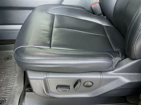 Certified 2022 Ford Expedition XLT image 31