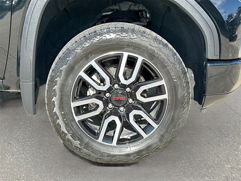 Used 2020 GMC Sierra 1500 AT4 w/ AT4 Premium Package image 32