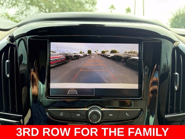 Used 2023 Chevrolet Traverse LS FWD image 25