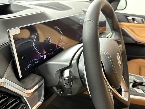 New 2026 BMW X5 xDrive50e w/ Premium Package image 15