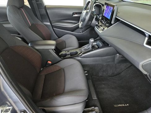 Used 2024 Toyota Corolla SE w/ SE Premium Package FWD image 30