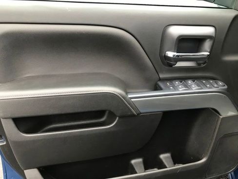 Used 2019 Chevrolet Silverado 1500 LT w/ All Star Edition image 16