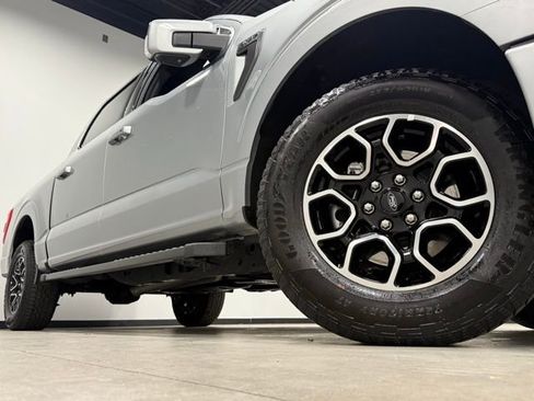 Used 2023 Ford F150 Lariat image 3