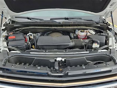 Certified 2024 Chevrolet Suburban High Country w/ Advanced Technology Package image 36