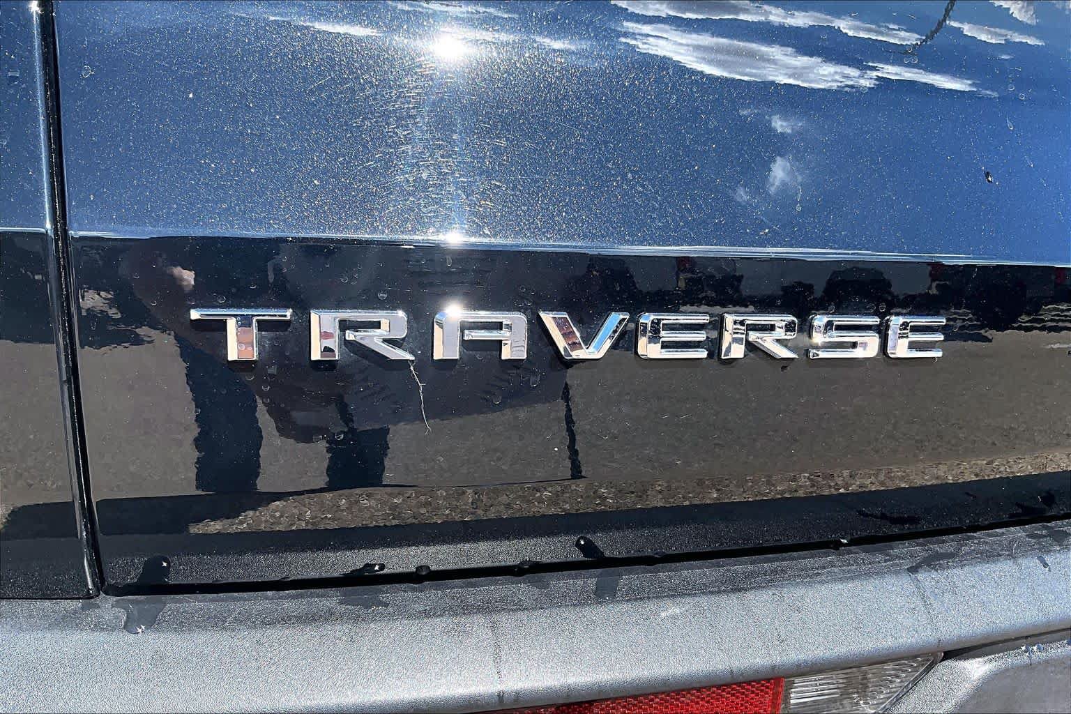 Used 2026 Chevrolet Traverse LT FWD image 33