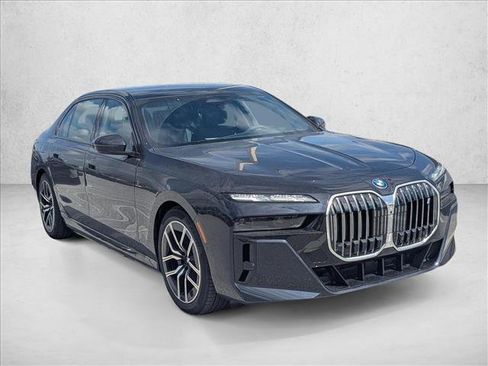 New 2026 BMW i7 xDrive60 image 6