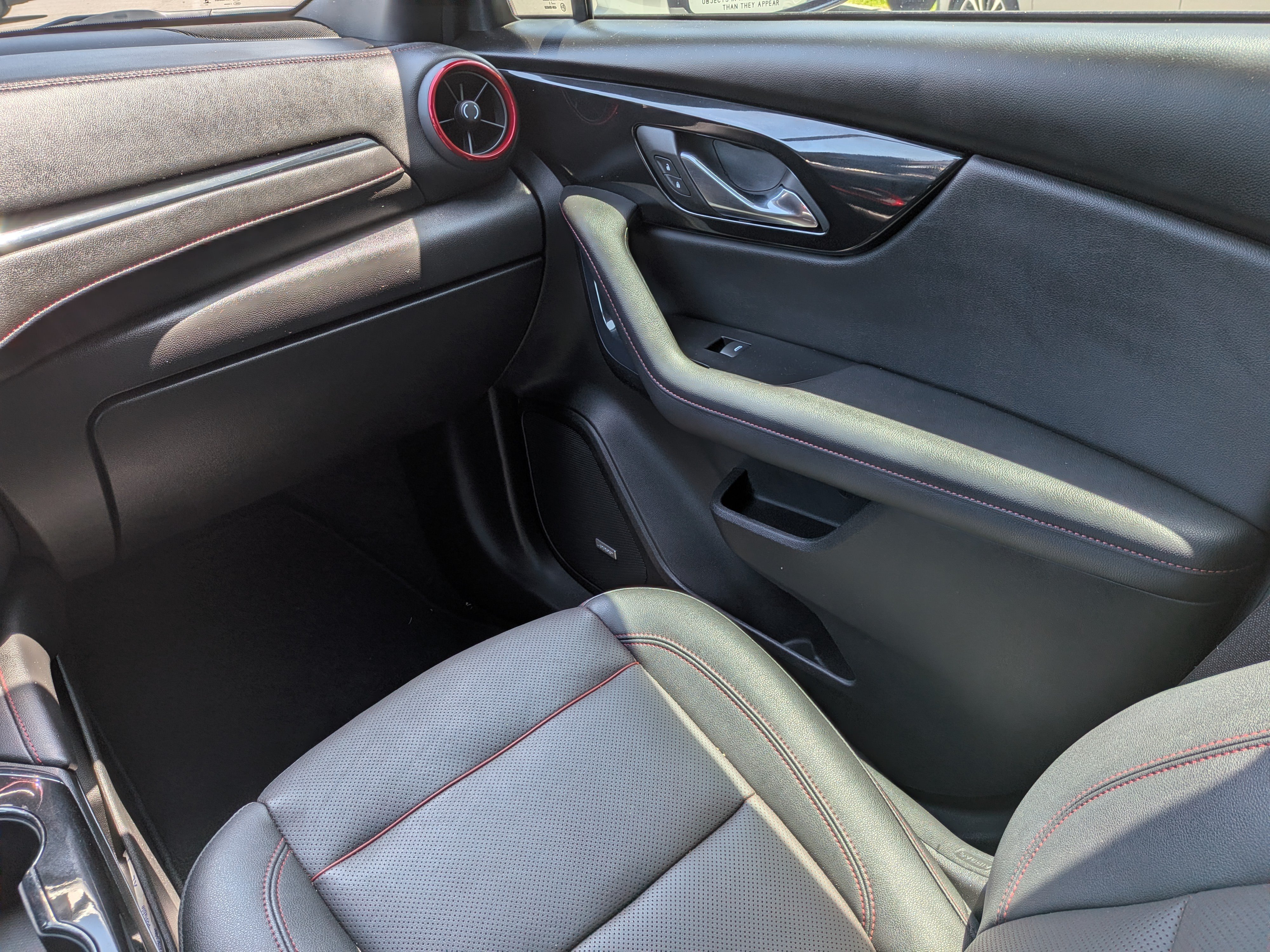 Certified 2024 Chevrolet Blazer RS w/ Driver Confidence II Package FWD image 15
