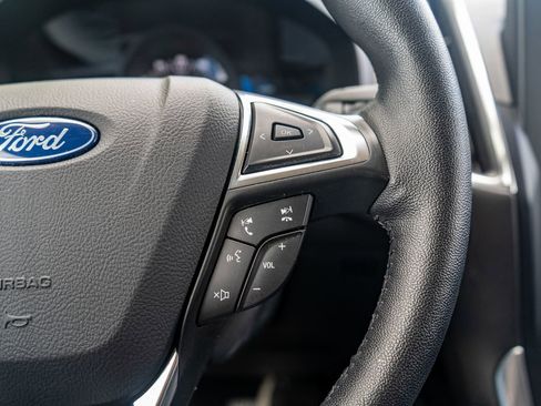 Used 2024 Ford Edge Titanium image 22