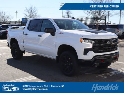 Used 2025 Chevrolet Silverado 1500 LT Trail Boss w/ Protection Package image 1