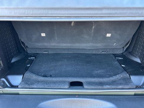 Used 2015 Jeep Wrangler Sport image 9