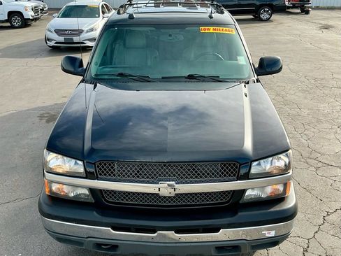 Used 2005 Chevrolet Avalanche Z66 w/ Sun And Sound Package image 11