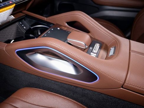 New 2026 Mercedes-Benz GLS 450 4MATIC image 19