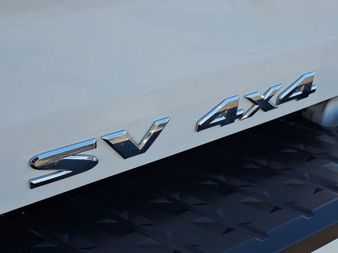 Certified 2023 Nissan Titan SV w/ SV Convenience Package image 29