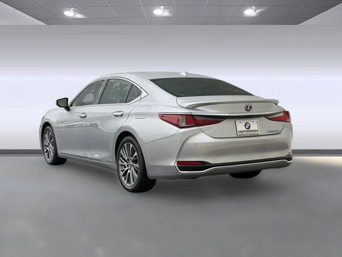 Used 2021 Lexus ES 300h ES 300h w/ Premium Package image 3