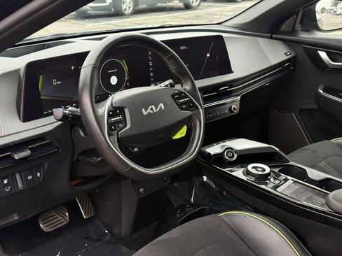 Used 2023 Kia EV6 GT image 17