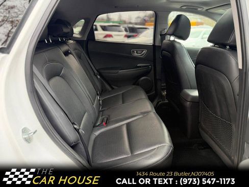 Used 2021 Hyundai Kona Limited w/ Cargo Package image 31