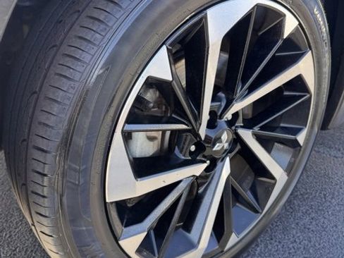 Used 2024 Mitsubishi Outlander SE image 26