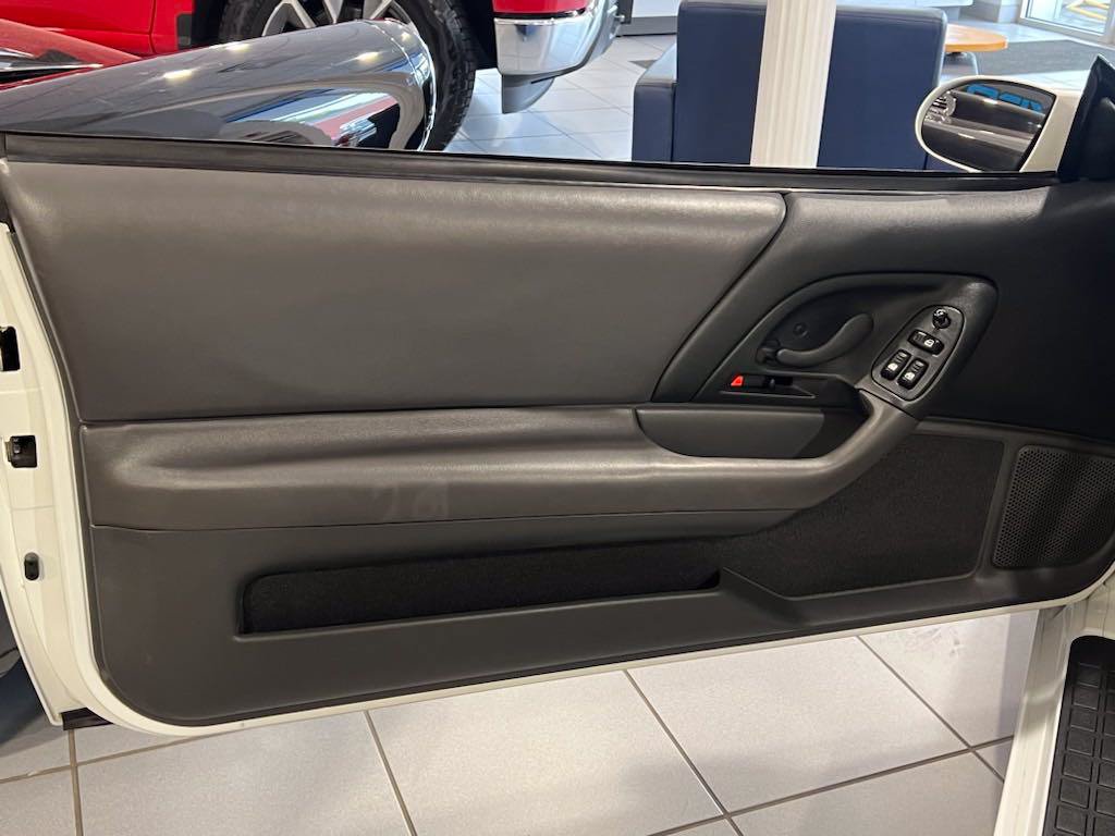Used 1998 Chevrolet Camaro Z28 w/ SS Performance/Appearance Pkg RWD image 25