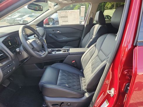 New 2026 Nissan Rogue Platinum w/ Platinum Premium Package image 6