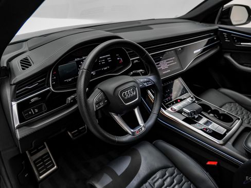 Used 2022 Audi RS Q8 image 32
