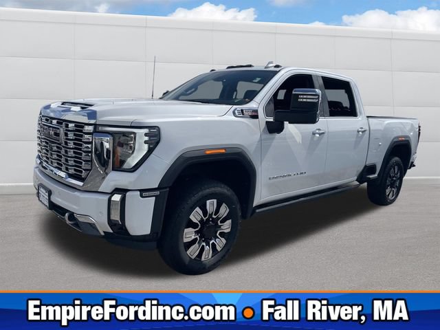 Used 2024 GMC Sierra 2500 Denali w/ Denali Reserve Package AWD/4WD image 1