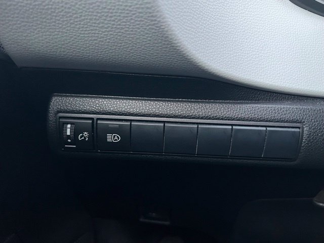 Used 2019 Toyota Corolla XSE FWD image 21