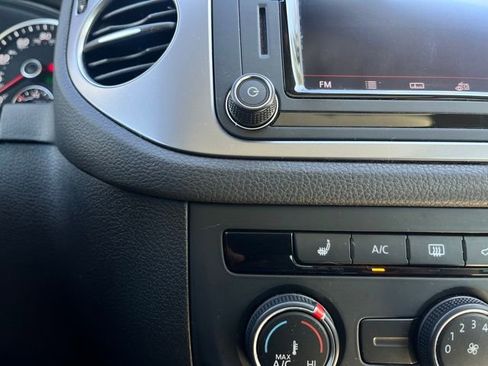 Used 2017 Volkswagen Tiguan Wolfsburg Edition image 27