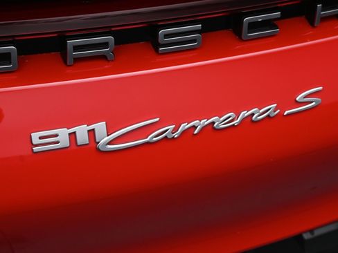 Certified 2020 Porsche 911 Carrera S image 9