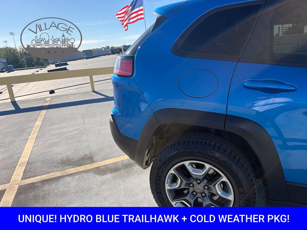 Used 2019 Jeep Cherokee Trailhawk w/ Cold Weather Group AWD/4WD image 24
