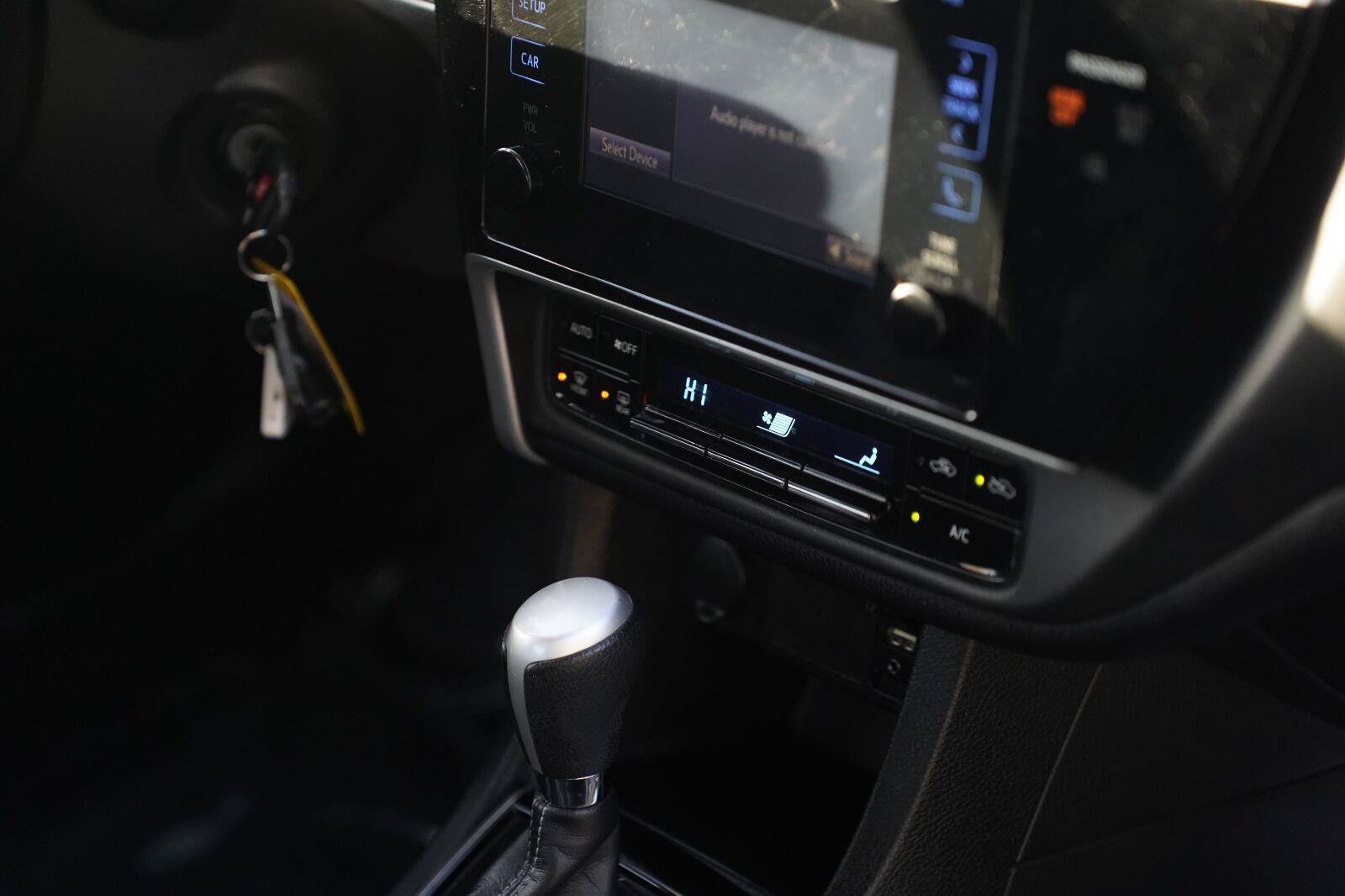 Used 2017 Toyota Corolla LE FWD image 26
