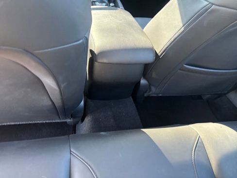 Used 2025 MAZDA MAZDA3 s image 24