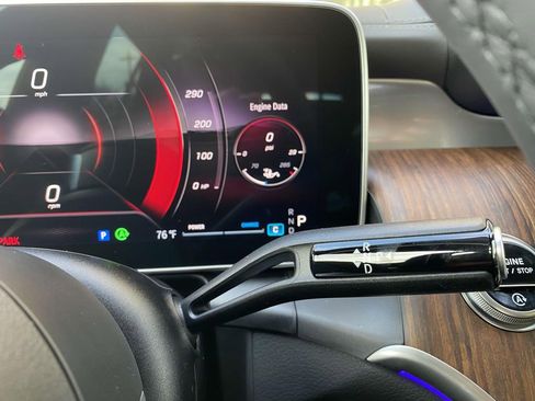 Certified 2025 Mercedes-Benz GLC 300 4MATIC image 31