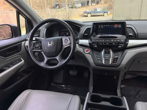 Used 2018 Honda Odyssey EX-L image 17