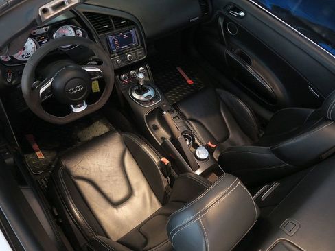 Used 2012 Audi R8 GT w/ Enhanced R8 GT Leather Pkg image 45