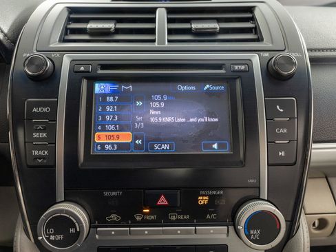 Used 2012 Toyota Camry LE image 33