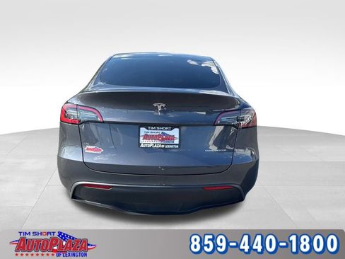 Used 2023 Tesla Model Y Long Range image 4