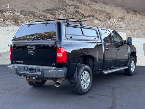 Used 2012 Chevrolet Silverado 2500 LTZ w/ LTZ Plus Package AWD/4WD image 4