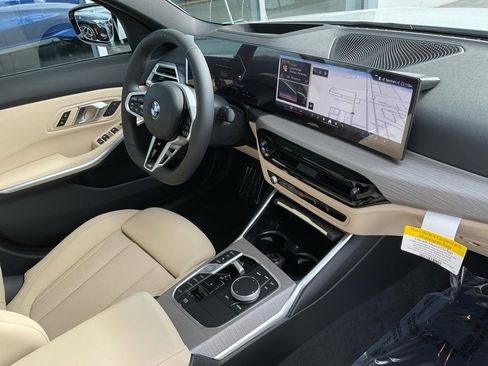 New 2026 BMW 330i Sedan w/ M Sport Package image 31