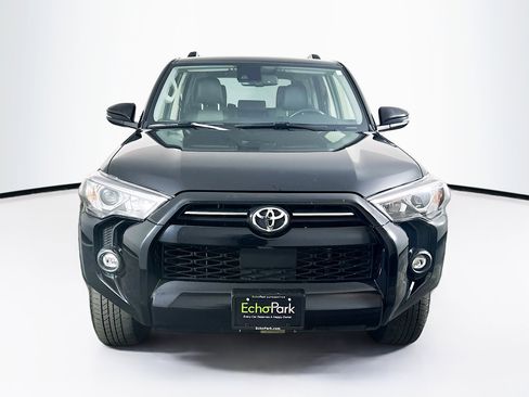 Used 2024 Toyota 4Runner SR5 Premium image 2