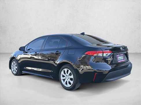 Used 2024 Toyota Corolla LE image 7