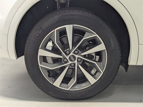 Used 2024 Audi Q5 2.0T Premium Plus image 30