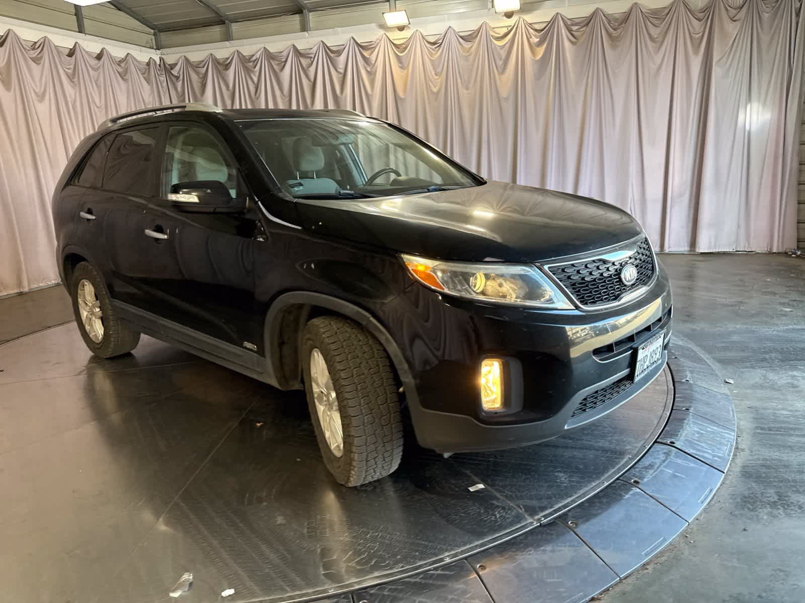 Used 2014 Kia Sorento LX AWD/4WD image 2