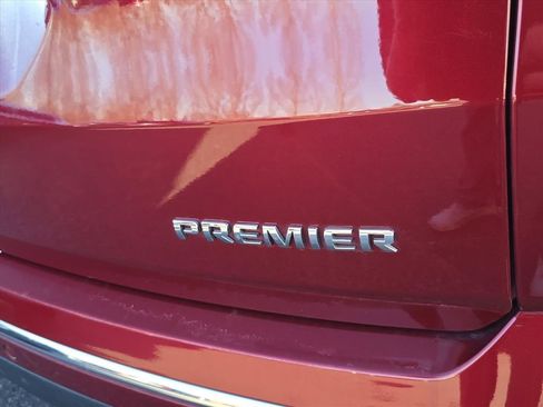 Used 2020 Chevrolet Traverse Premier image 8