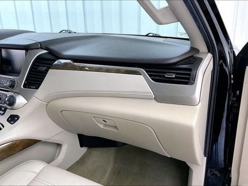Used 2016 GMC Yukon Denali w/ Open Road Package AWD/4WD image 18