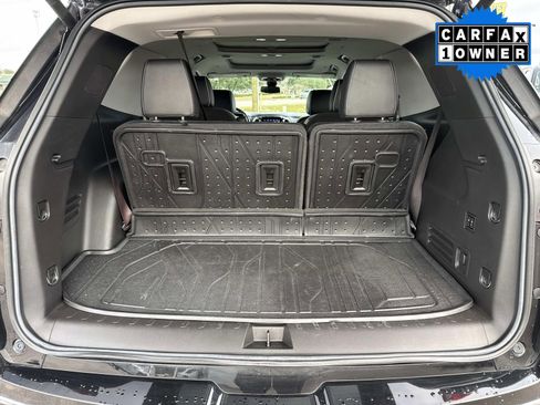 Used 2021 Chevrolet Traverse High Country w/ LPO, Floor Liner Package image 12