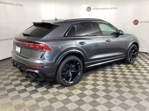 New 2025 Audi RS Q8 performance image 4