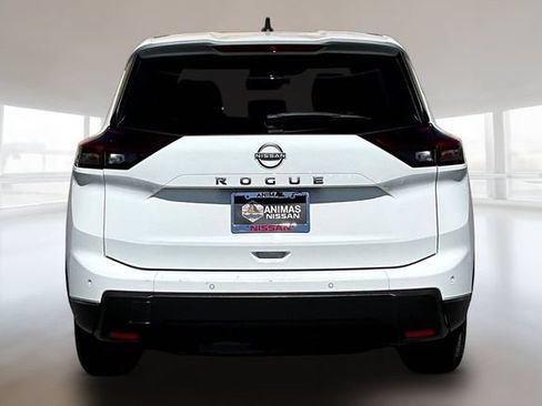 Used 2024 Nissan Rogue S FWD image 5