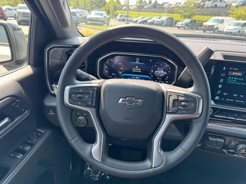 Used 2026 Chevrolet Silverado 1500 RST w/ Z71 Off-Road Package AWD/4WD image 12