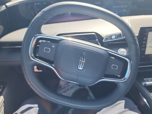 New 2025 Lincoln Nautilus Premier w/ Jet Appearance Package image 35