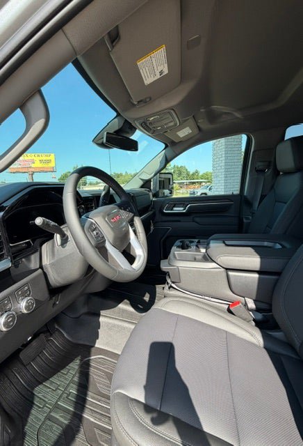 New 2026 GMC Sierra 2500 SLT AWD/4WD image 9